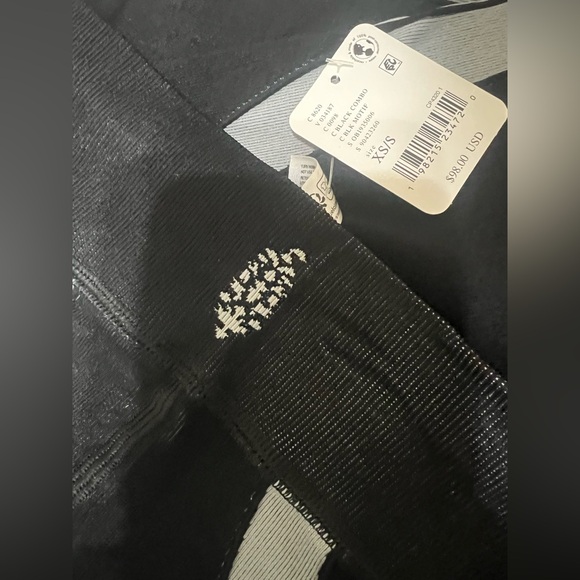 FREE PEOPLE FREE KICK LEGGINGS - Picture 11 of 11